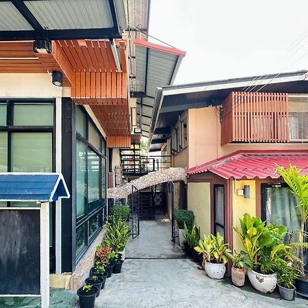 Chubby 5 Room 3 Bangkok Buitenkant foto