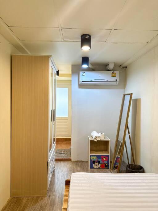 Chubby 5 Room 3 Bangkok Buitenkant foto