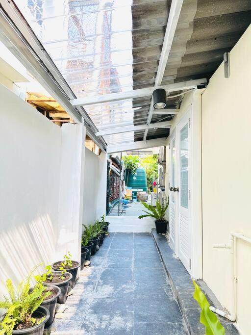 Chubby 5 Room 3 Bangkok Buitenkant foto